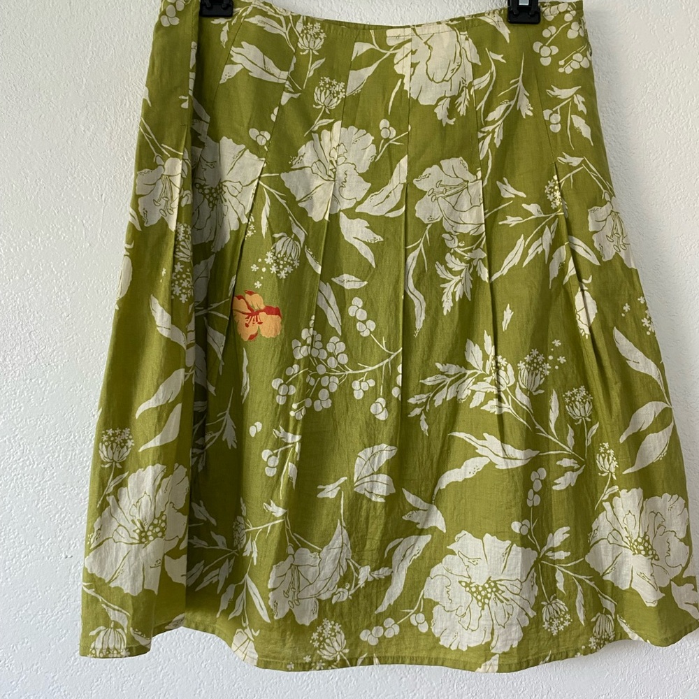 Skirt